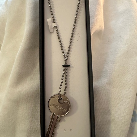 The Giving Keys Necklace (Breathe) - Picture 2 of 3